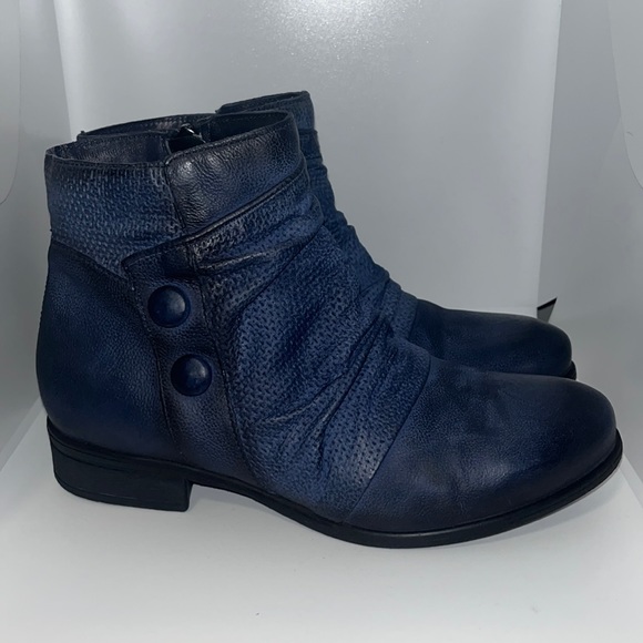 Miz Mooz Shoes - Miz Mooz Leather Ankle Boots Sallie in River Vintage Blue Size 39 8.5-9